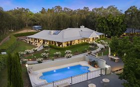 Thistle Hill Guesthouse - Walk To Many Wineries And Restaurants